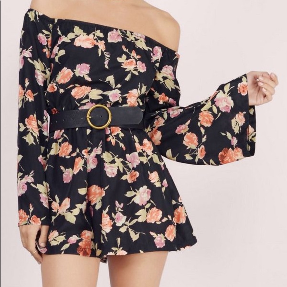 Tobi Weekend Crush Off the Shoulder Romper
